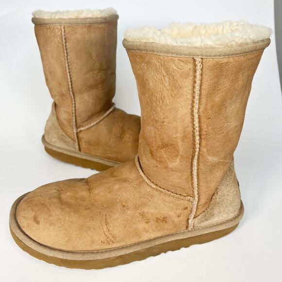 UGG Classic Short II Suede & Wool  Boots Mustard Seed Tan Women 8 - Picture 1 of 16